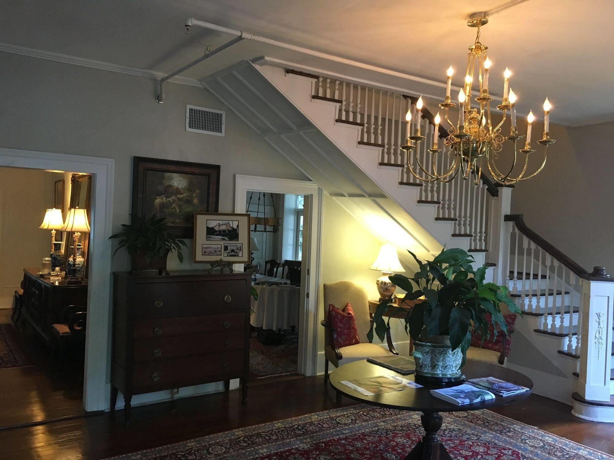 Carriage House Inn Aiken Esterno foto